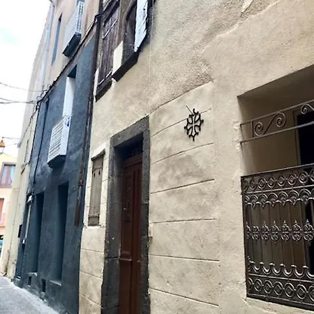 La Pierre De Lave Le Corsaire *